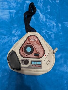 🤖✨ Pixar Retro Robot-Themed Waist Bag “IVAN” Embroidery ✨🤖